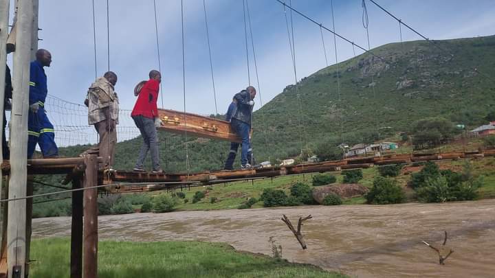 SHAKING BRIDGE A DANGER TO MAXESIBENI VILLAGERS.