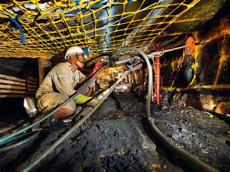 550 mine workers held hostage at Gold-One mine in Springs