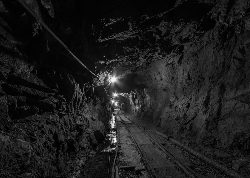 2000 mine workers are striking illegally underground in Bafokeng Rasimone Mine