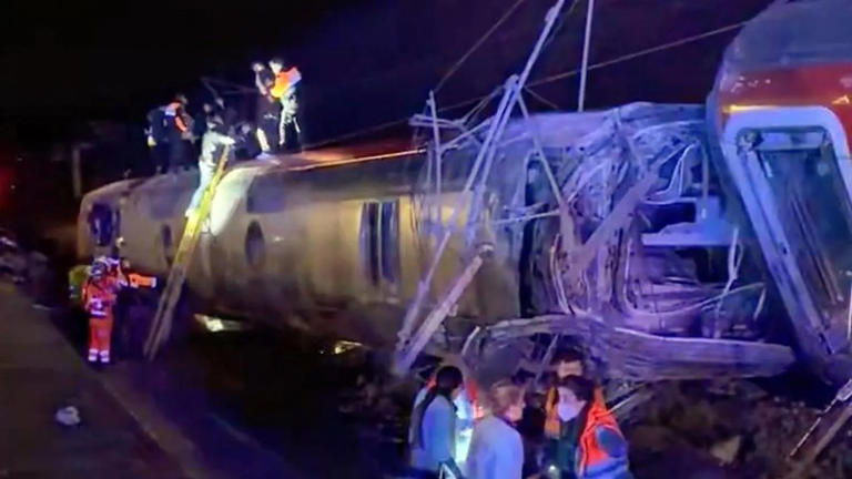21 killed, dozens injured as high-speed trains collide in Spain