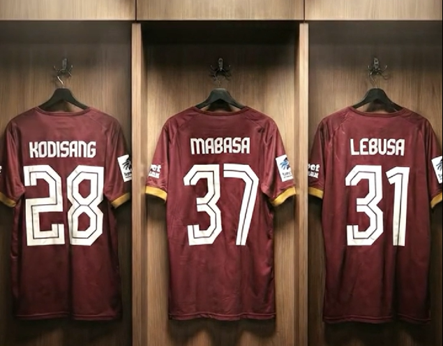 Stellenbosch FC signs Tshegofatso Mabasa, Kobamelo Kodisang & Mosa Lebusa