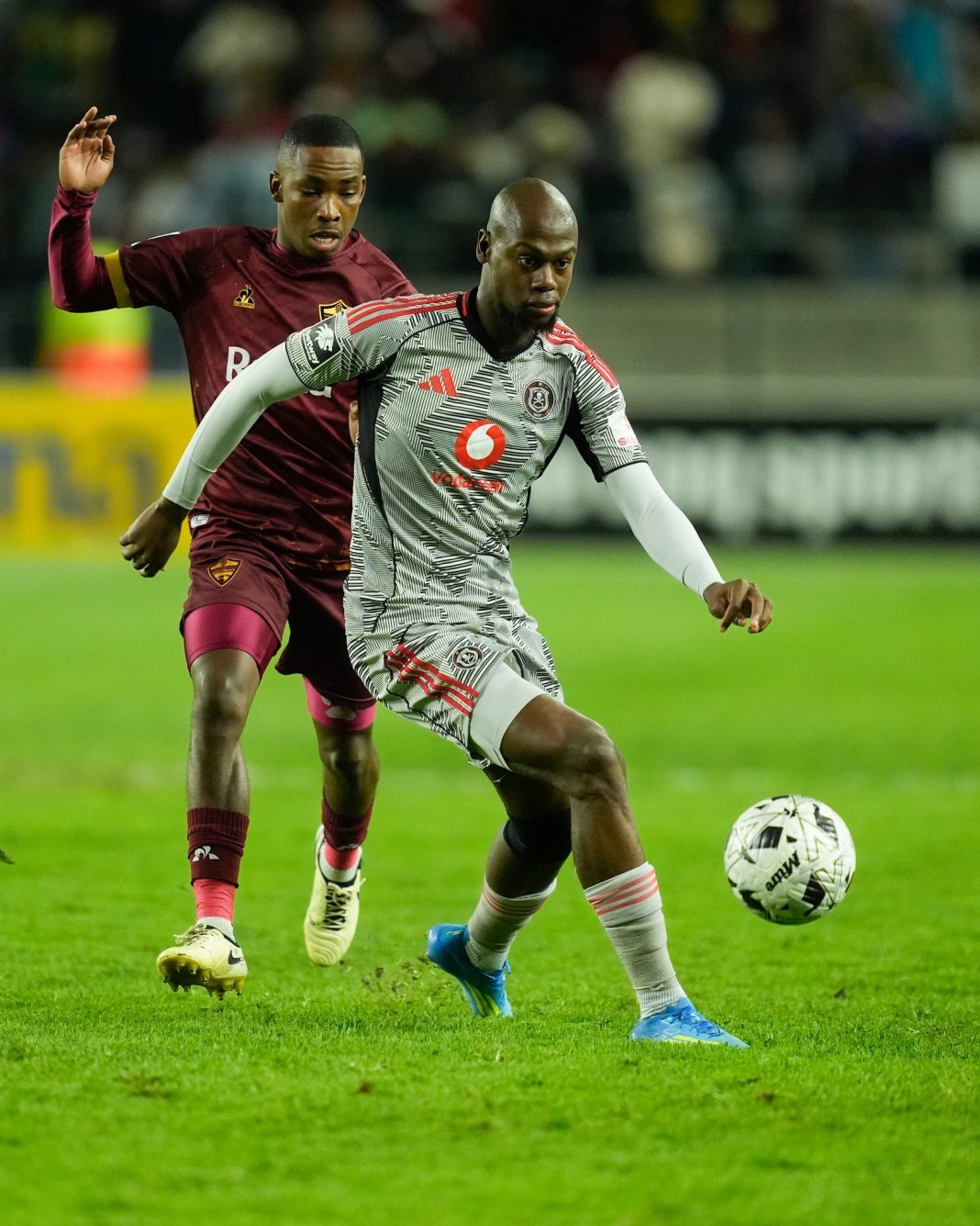 Pirates turn up the heat in PSL title race after dominant win over Stellenbosch