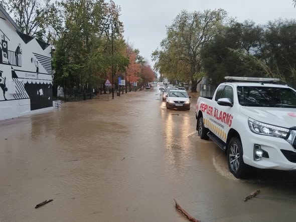 WCED closes all Western Cape schools amid severe weather warning