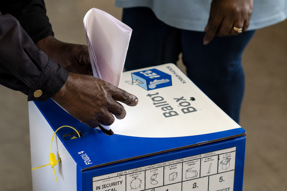IEC announces final voter registration weekend for August - The Informer