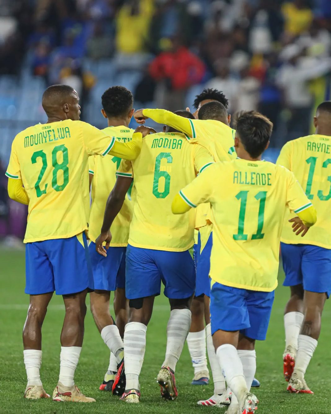 Sundowns keep pressure on Pirates with win over Milford