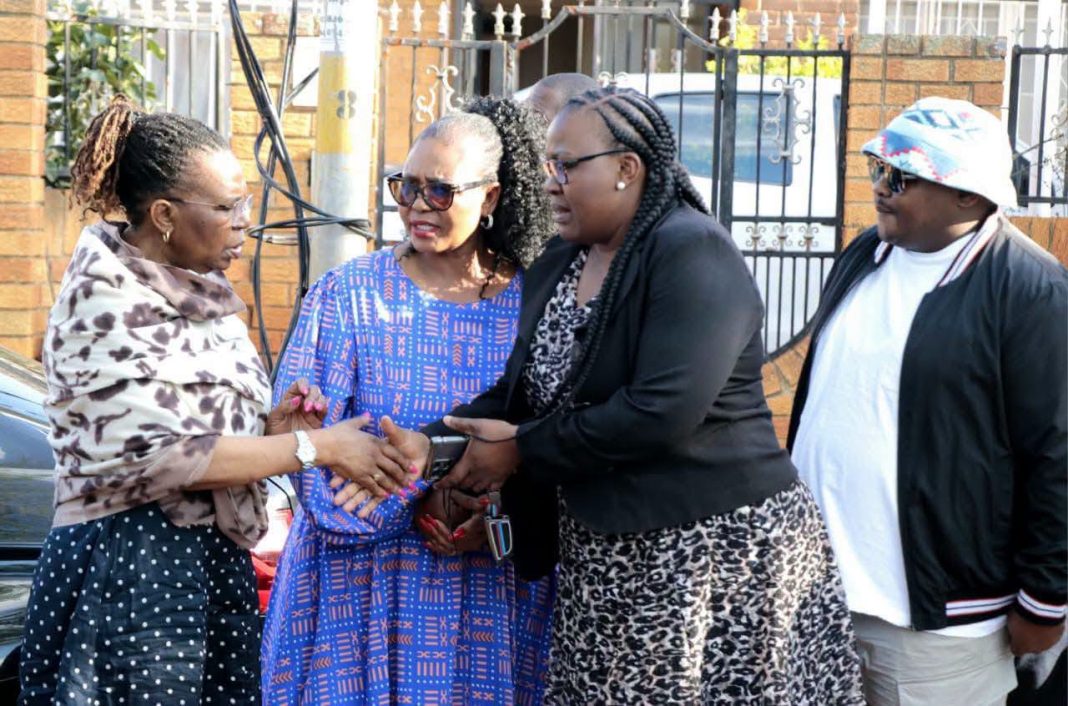 DSD Minister visits family of murdered Ekurhuleni runner